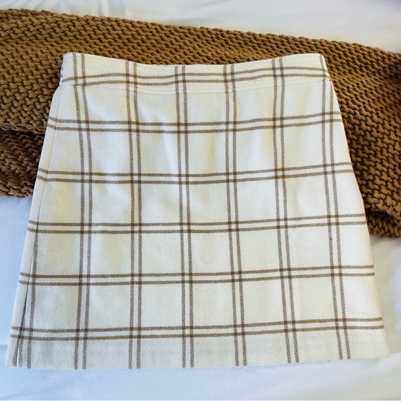 J. Crew Cream and Tan Plaid Mini Skirt - Picture 3 of 4